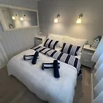 Villa Spacious With Heated Pool And Stunning View *