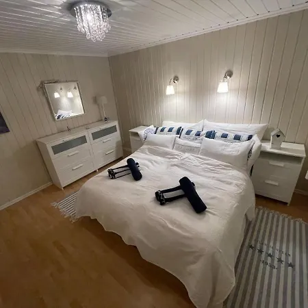 Spacious With Heated Pool And Stunning View فيلة *