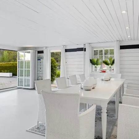 Villa Spacious With Heated Pool And Stunning View *