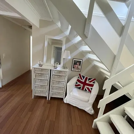 Spacious With Heated Pool And Stunning View Tokenes
