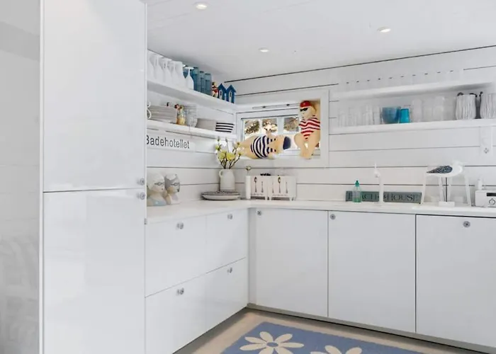 Spacious With Heated Pool And Stunning View فيلة
