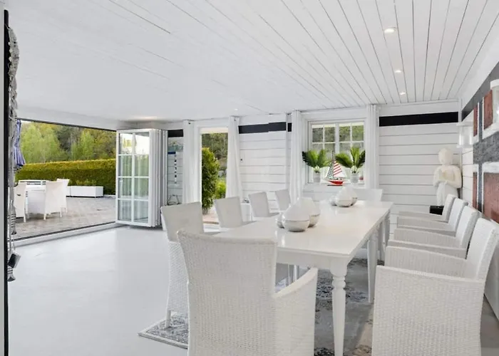 Villa Spacious With Heated Pool And Stunning View *