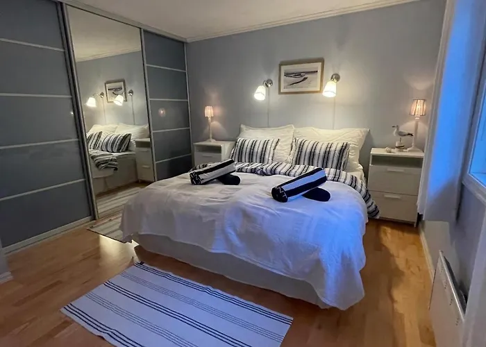 Spacious With Heated Pool And Stunning View Tokenes