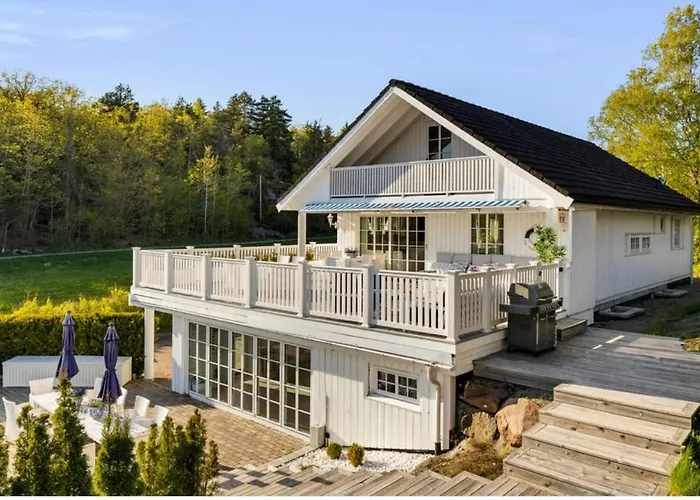 Spacious With Heated Pool And Stunning View * Tokenes